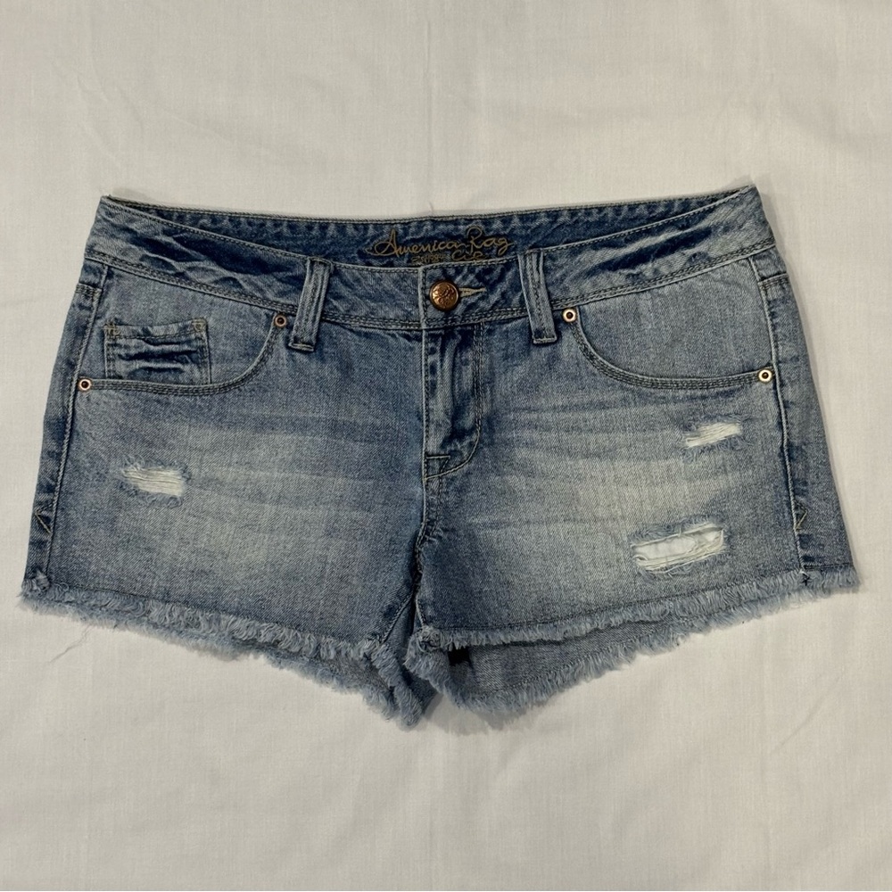 American Rag Cie Women's Junior’s Low Rise Distressed Denim Jean Shorts Size 7